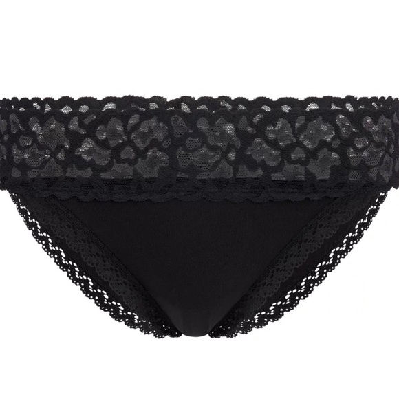Other - Adore Me Joany Bikini Plus Black 1X NEW with tags